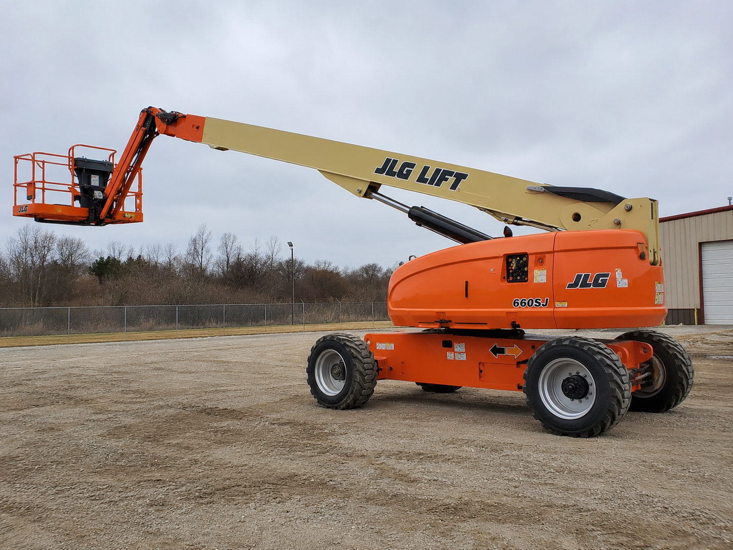 JLG 660SJ Boom Lift Rental