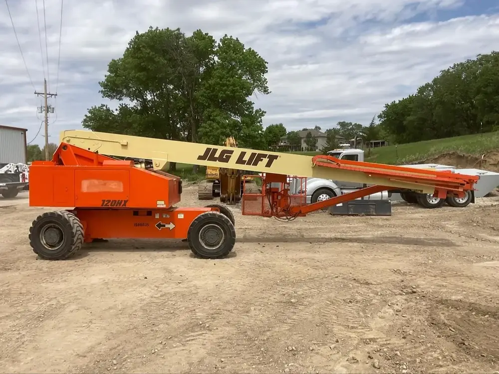 JLG 120HX